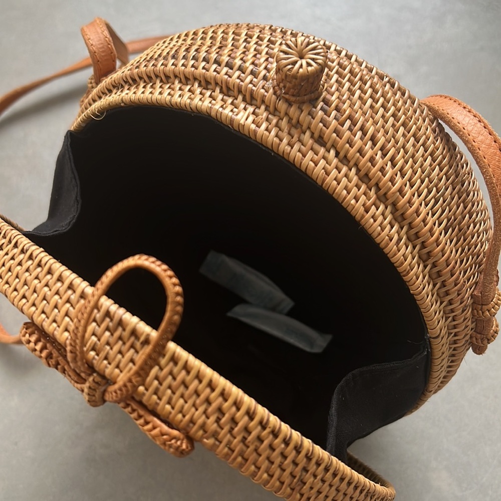 Handwoven Rattan Crossbody Bag - Picture 4 of 5